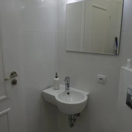 - Center! * Varsovie